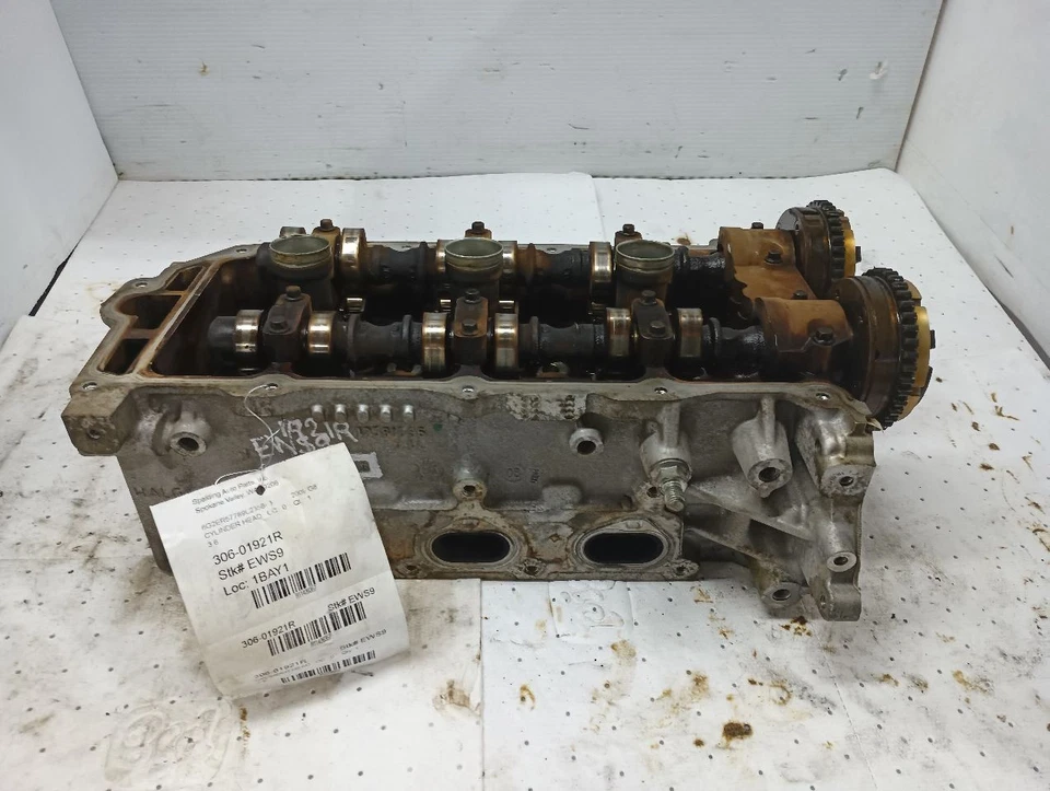 Rebuildable Passenger Right Cylinder Head from 2009 Pontiac G8 3.6L 11426357 - Image 4 of 4