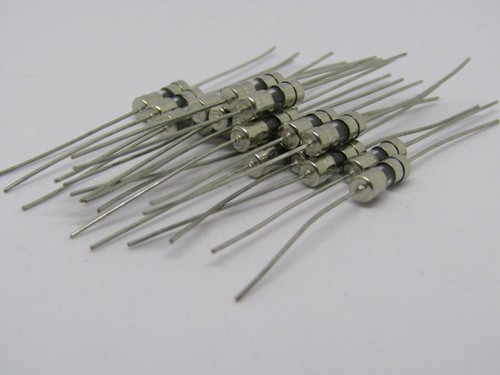 Foot lead GLASS fuse 2A Slow & F2A Fast Blow T2AL250V T2000mA 3.6x10mm Axial amp - Picture 21 of 21