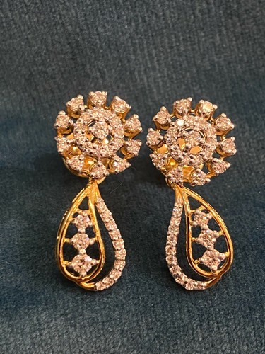 Stunning 1.01 TCW Round Brilliant Cut Diamonds Dangle Earrings In 585 14K Gold - 第 11/12 張圖片
