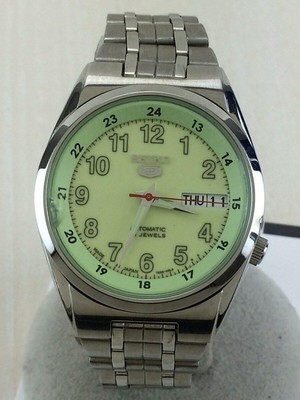 seiko 5 green face