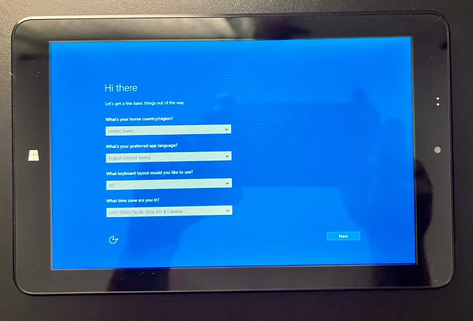Insignia Flex Tab 16 GB, Wi-Fi, 8 pulgadas - negro Foto 2 de 4