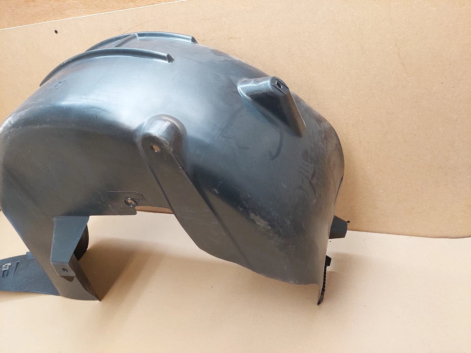 Citroen C4 Picasso Rear Left Wheel Arch Splash Guard 9675949080 13-16 Genuine - Image 4 of 4