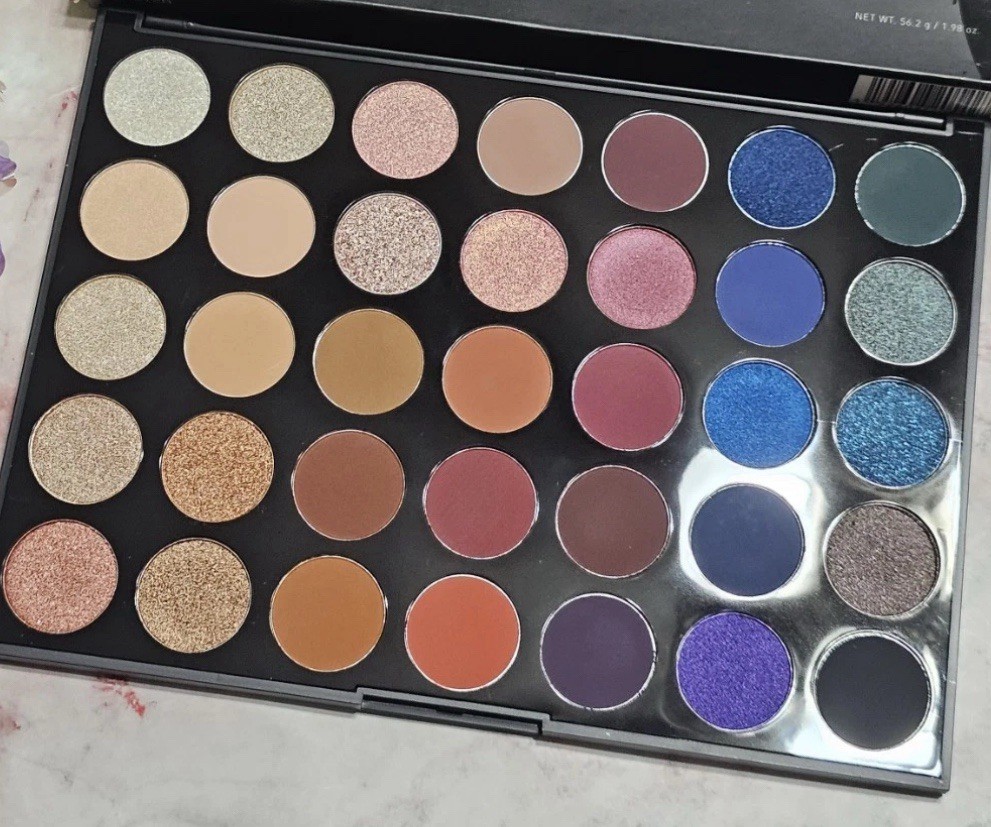 Morphe - 35V Stunning Vibes Eyeshadow Palette 35 Shades Colorful  NEW 