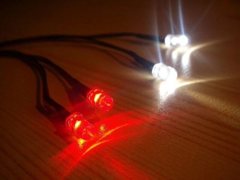 LED Beleuchtung RC Tuning Xenon 1:8 1:10 1:18 1:24 + Schalter Batterieclip S215 - Bild 2 von 4