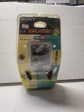 Sony Walkman FM/AM Cassette Player Radio WM-FX141/C 