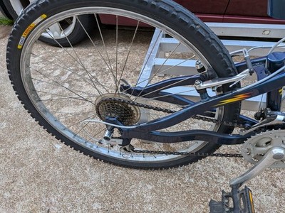 Giant Old School Y Frame Throwback WARP Mountain Bike MTB Survivor