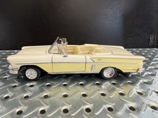 M303. SAICO 1958 CHEVROLET IMPALA CONVERTABLE 1/24 Yellow/White Custom
