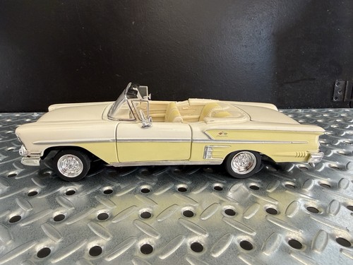 M303. SAICO 1958 CHEVROLET IMPALA CONVERTABLE 1/24 Yellow/White Custom