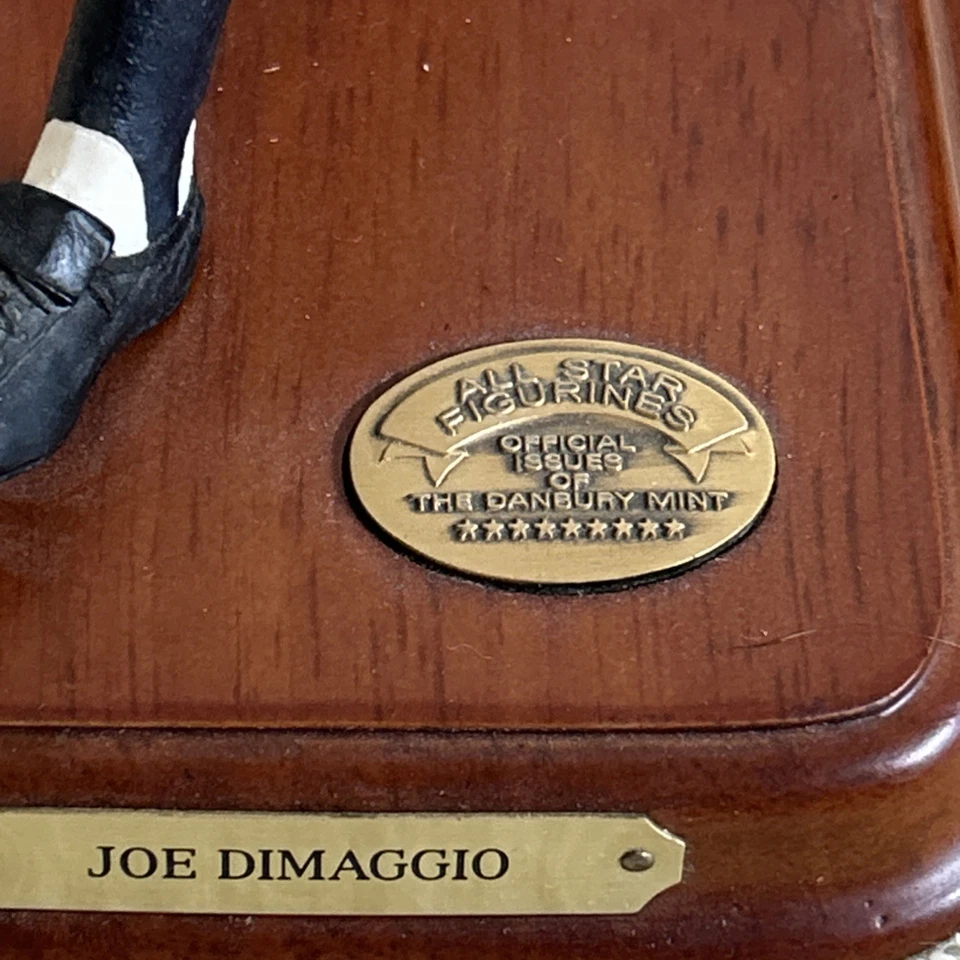 Joe DiMaggio Yankees 2001 8" Danbury estatua como nueva con base - gran pieza de exhibición Foto 4 de 4