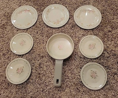 Vintage Ohio Art Tin Toy Kitchen Dish & Plate Set Tea Rose Pattern