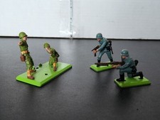 Britains Deetail WW2 World War 2 American  2 Greman Infantry Soldier Figures