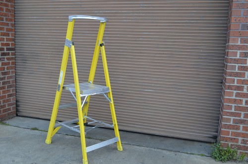 Platform Fiberglass Ladder 0.9M 3 feet ft foot Australian standard approved - Picture 3 of 10