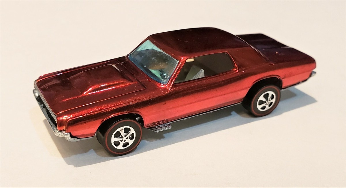 REVELL 1/18 THUNDERBIRD レッド REVELL 1/18 THUNDERBIRD レッド REVELL 1/18 THUNDERBIRD レッド