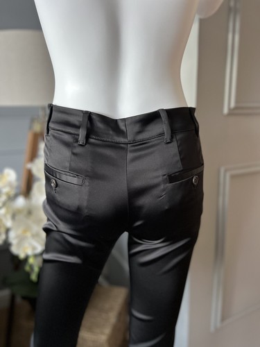 Pantalones PRADA ajustados ajustados mezcla de nailon negros IT 38 UK 6 - Imagen 7 de 14