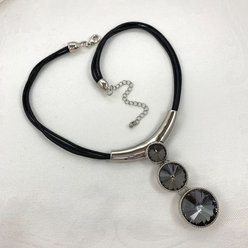 Fashion Necklace Slide Pendant Three (3) Large Rivoli Smokey Gray Glass Stones - Picture 7 of 8