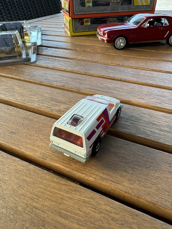 Hot Wheels 1978 Inside Story - почти как новый - белый мини-фургон - винтажный Blackwall - Изображение 4 из 4