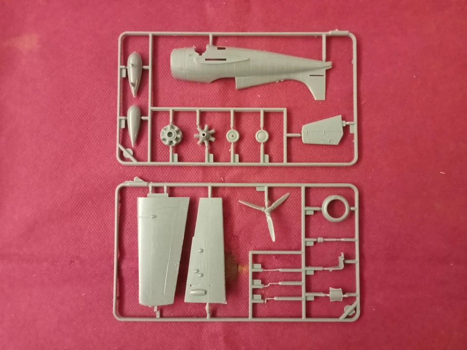 Wildcat Mk.IV Carrier-Fighter - SCALA 1/72 Frog F432 - Immagine 4 di 4