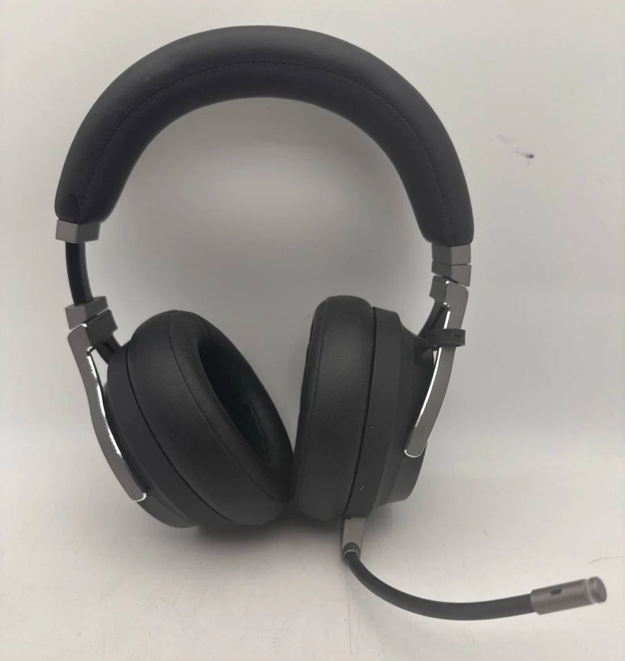 Corsair Virtuoso RGB Wireless Gaming Headset with 7.1 Surround Sound Headphones - Image 2 of 4