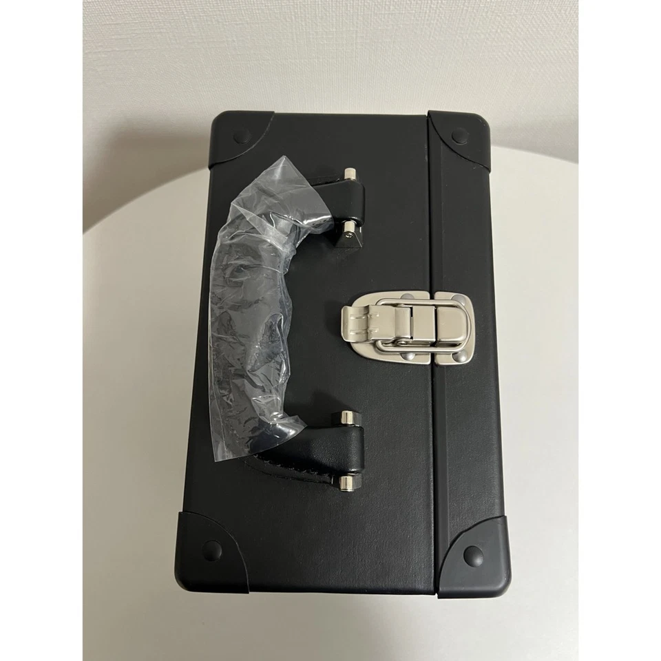 Caja de Maquillaje Pokemon Pikachu Shu Uemura Edición Limitada Colaboración Usada Foto 3 de 4