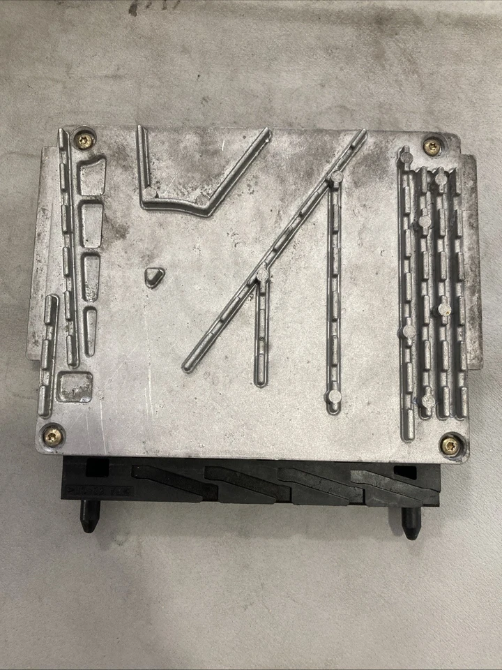 Volvo S70 1999-2003 ecu/ecm 0261206272 Foto 3 de 3