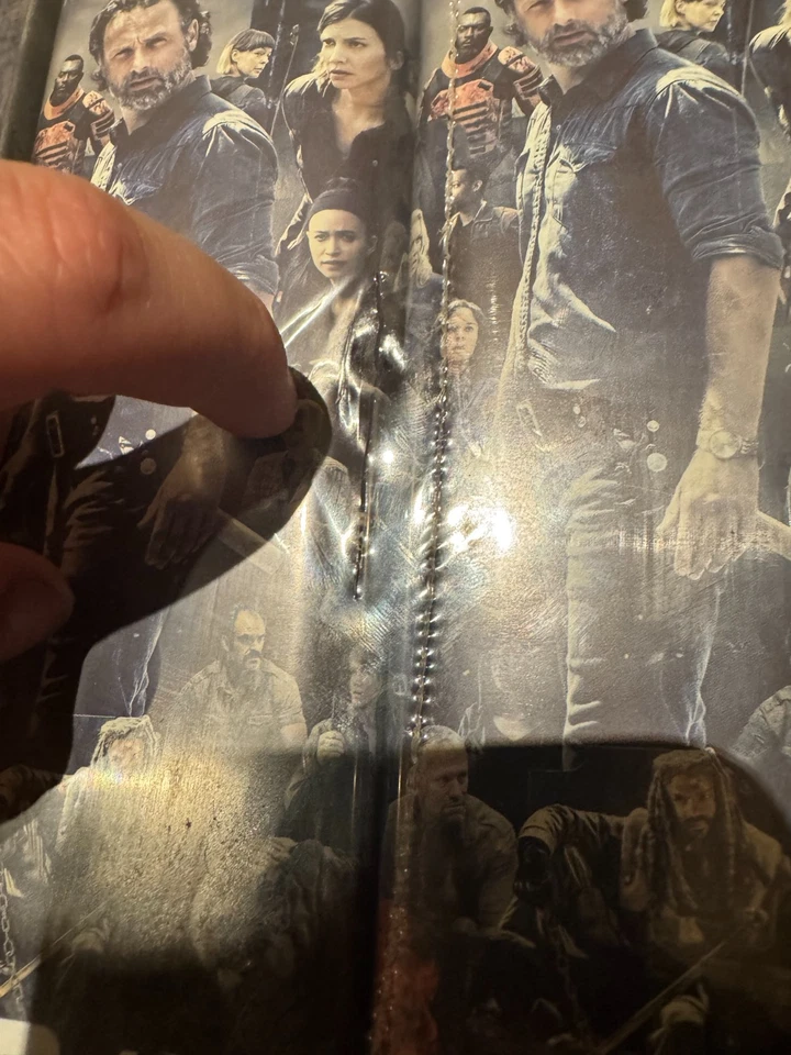 The Walking Dead The Complete Series 1-11 Boxset Blu-ray 2010-2022 RIP IN SEAL - Image 3 of 4