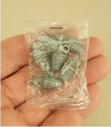 Vintage 1964 Hasbro GI Joe #7501 Combat Attack Set Six Grenades MIP Mint C9