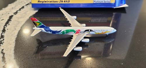 Phoenix Models South African Airways A340-313E 1:400 2012 Giochi Olimpici ZS-SXD - Foto 6 di 10