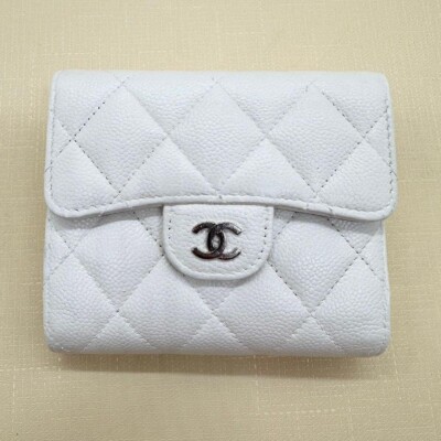 Authentic CHANEL Matelasse Caviar Skin Compact Wallet White A84029