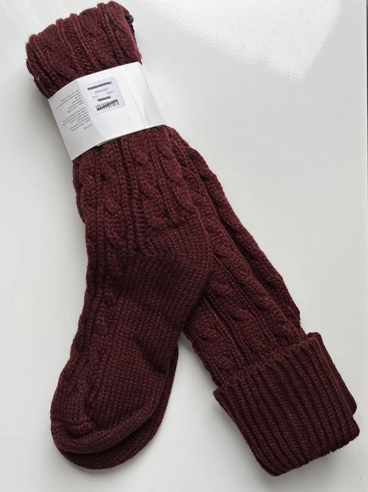 NUEVO CON ETIQUETAS Free People Alpine Sobre la Rodilla Grueso Cable Tejido Calcetines Rojo Borgoña Foto 3 de 3