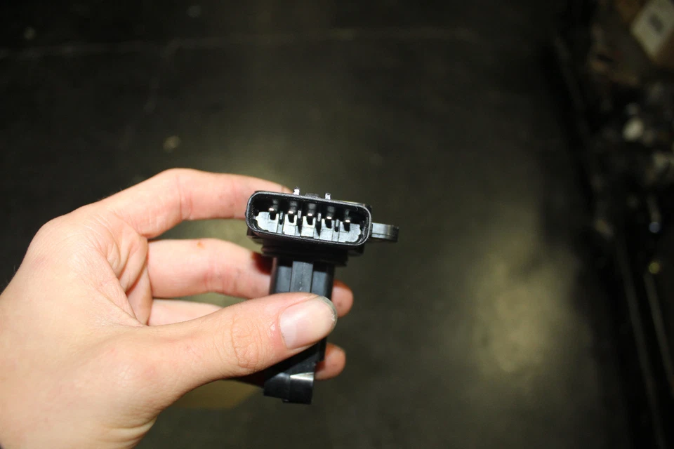 Sensor de flujo de aire de masa Lexus IS300 2001-2005 MAF R1143 Foto 3 de 4