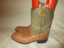 DOUBLE HH BOOT  BOOT BARN SIZE 13  D