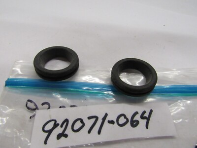 Kawasaki NOS NEW 92071-064 Side Cover Grommet Z1 KZ KZ1000