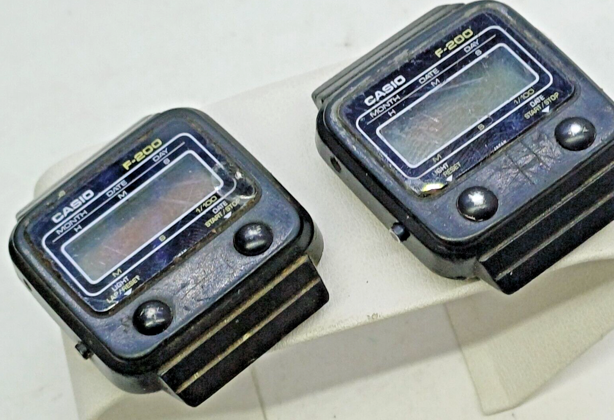 RARE VINTAGE LOT CASIO 55 f.200 ALIEN RIPLEY DIGITAL WATCH FOR