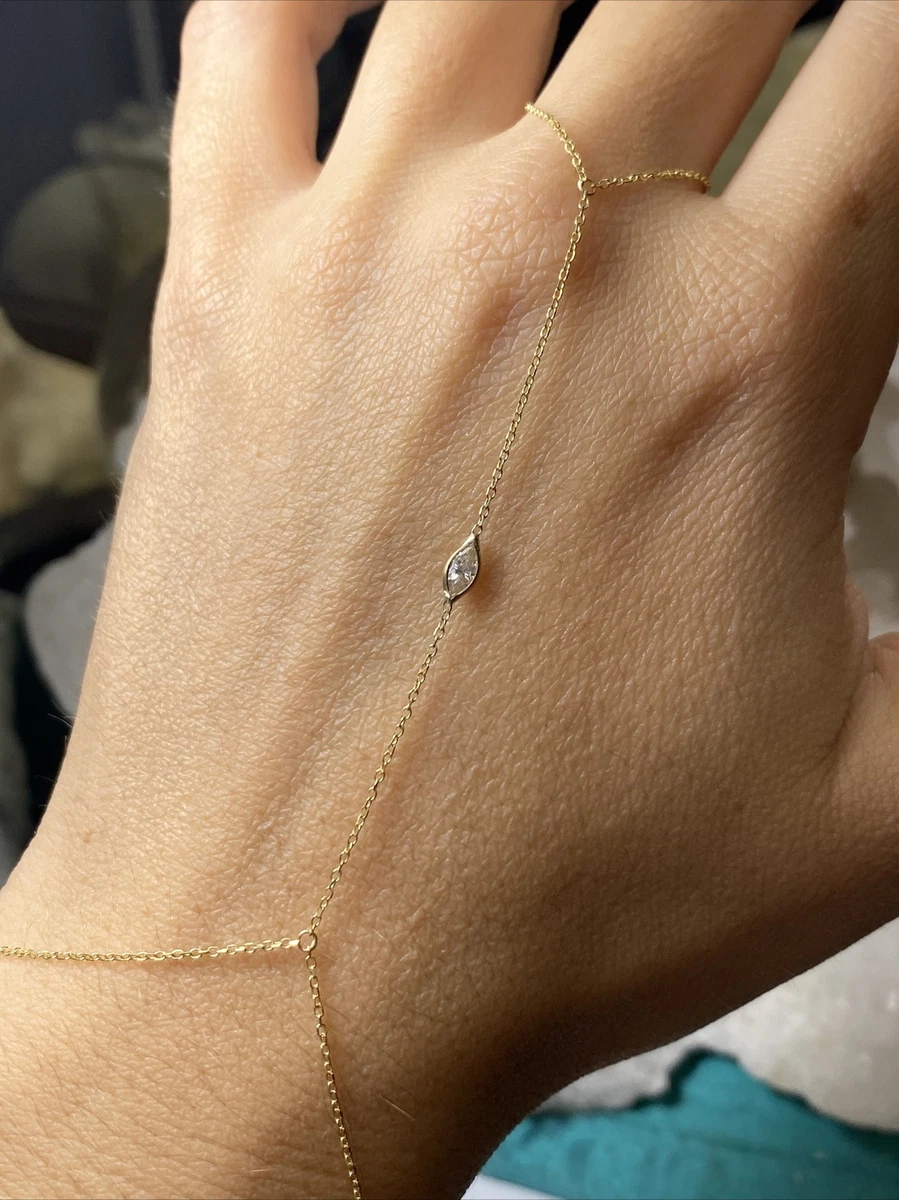 Simple bracelet shop with ring