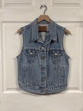 Levi  s Denim Trucker Vest Women  s Medium