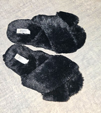 PINK Women's Black Faux Fur Slide Slippers Open Toe Flat Rubber Sole 6.5