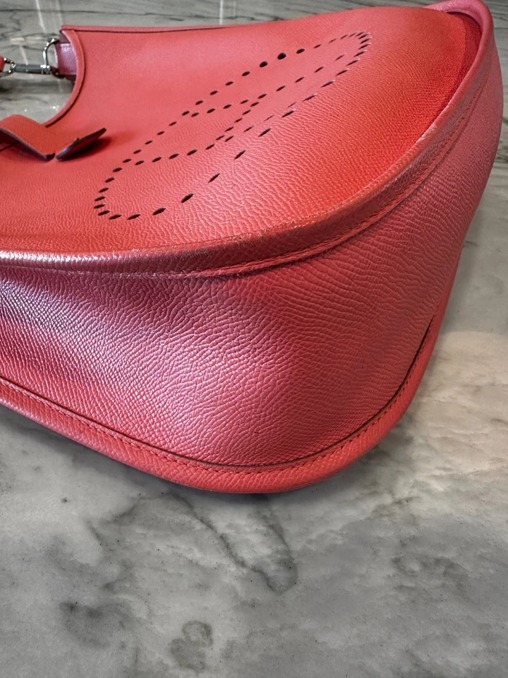 Hermes Evelyne Bag Gen III Clemence GM-Mangue Epsom Leather - Image 4 of 4