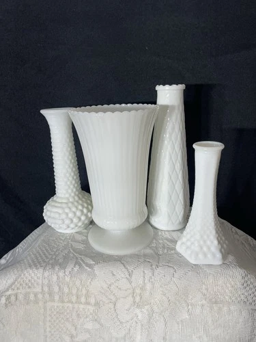Vintage Lot Set Of Four Fenton / Anchor Hocking Westmoreland Milk Glass Vase