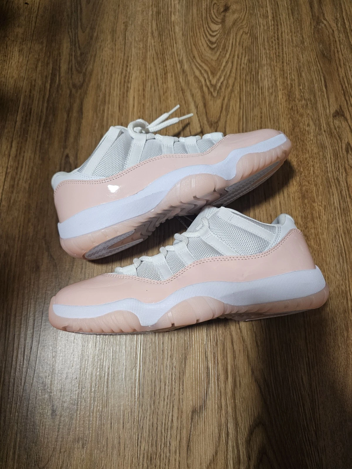 Air Jordan 11 Retro 'Legend Pink' Wmns Size 9W/8.5M AH7860-160