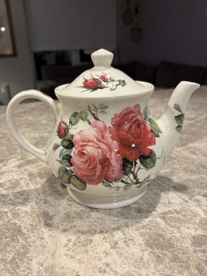 Roy Kirkham Windsor Made in England Bone China English Rose Teapot 32.FL.OZ
