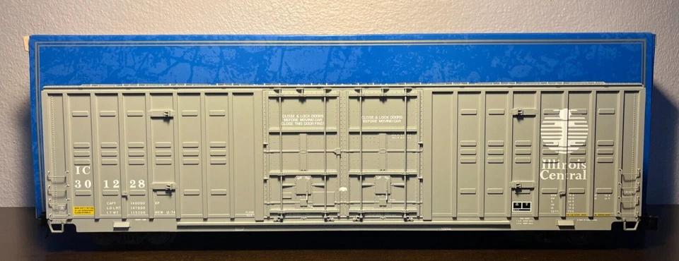 Atlas O #3001648 Illinois Central Gray Berwick 60' Hy-Cube Boxcar Custom Run NIB - Image 2 of 4