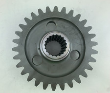 John Deere 4056447 Pump Drive Spur Gear With Hub Extension