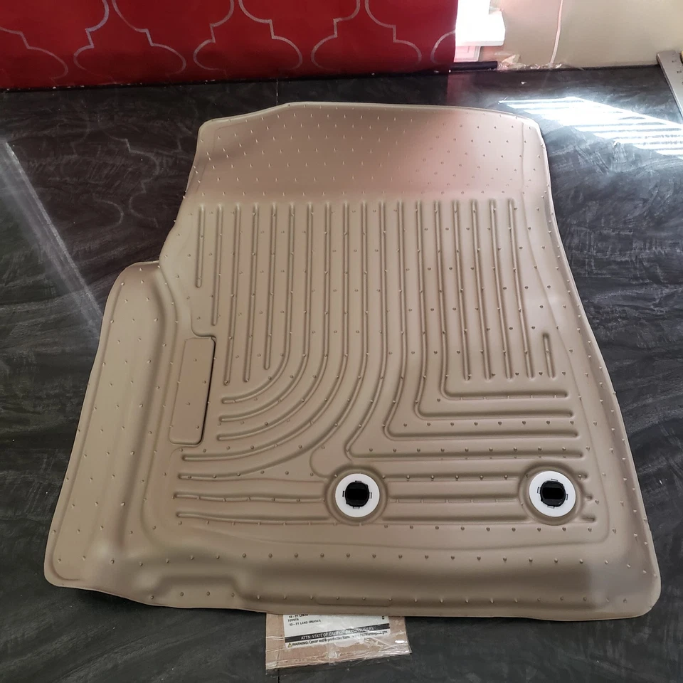 Alfombrillas delanteras Husky Liners 13093 Weatherbeater para Lexus LX570 2013-2021 tostadas Foto 4 de 4