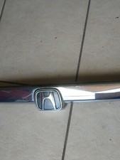07 Honda Crv Rear Tail Gate Lift Garnish Trim Molding W Logo Oem74890-swa 07 Honda Crv Rear Tail Gate Lift Garnish Trim Molding W Logo Oem74890-swa