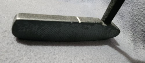 SQUARE TWO CROSS MILLED XGR 933 PUTTER - Picture 2 of 17