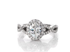 950 Platinum Engagment Ring IGI Certified Lab Created Diamond 2.40 Ct Oval Cut