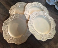 JC Penney Home Collection JCP ISABELLA YELLOW Set of 4 Dinner Plates