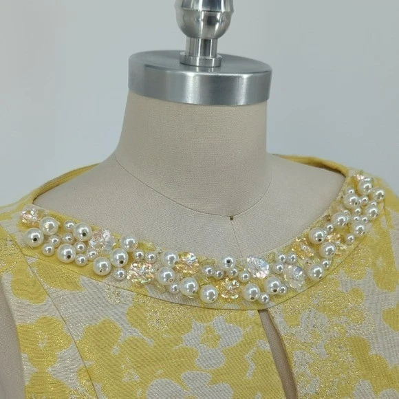 01566 Tahari Floral Pearl Sequins Sheath Dress Yellow size 8P preppy wedding - Image 4 of 4