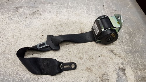 Sicherheitsgurt Gurt Hinten Links Schwarz 4/5-Türer BMW E81,E82,E8 116i