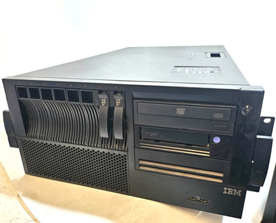 IBM System x3500 7977 D2G Intel Xeon E5410 @2,33Ghz 12Gb Ram 2x73,4Gb 15K 2xPSU